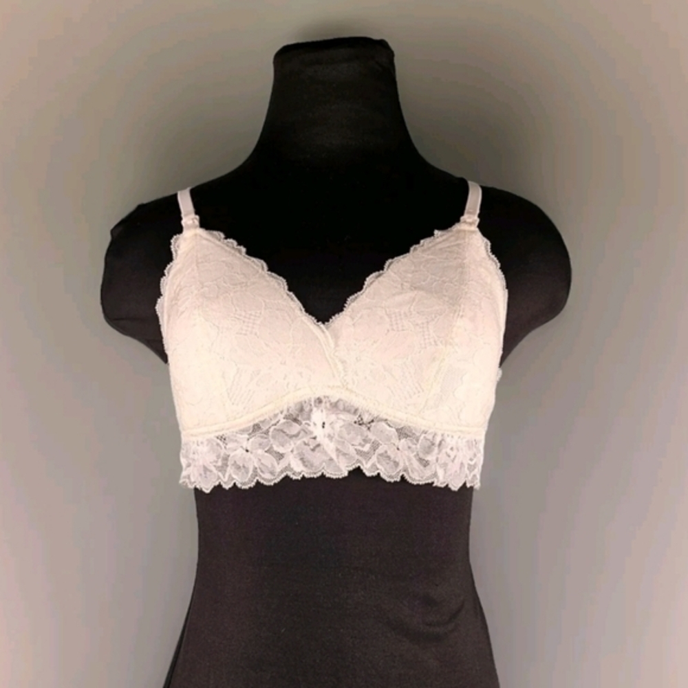 MOMANDA NWT‎ Lace Nursing Bra Small Wirefree Padded Maternity Bralette
